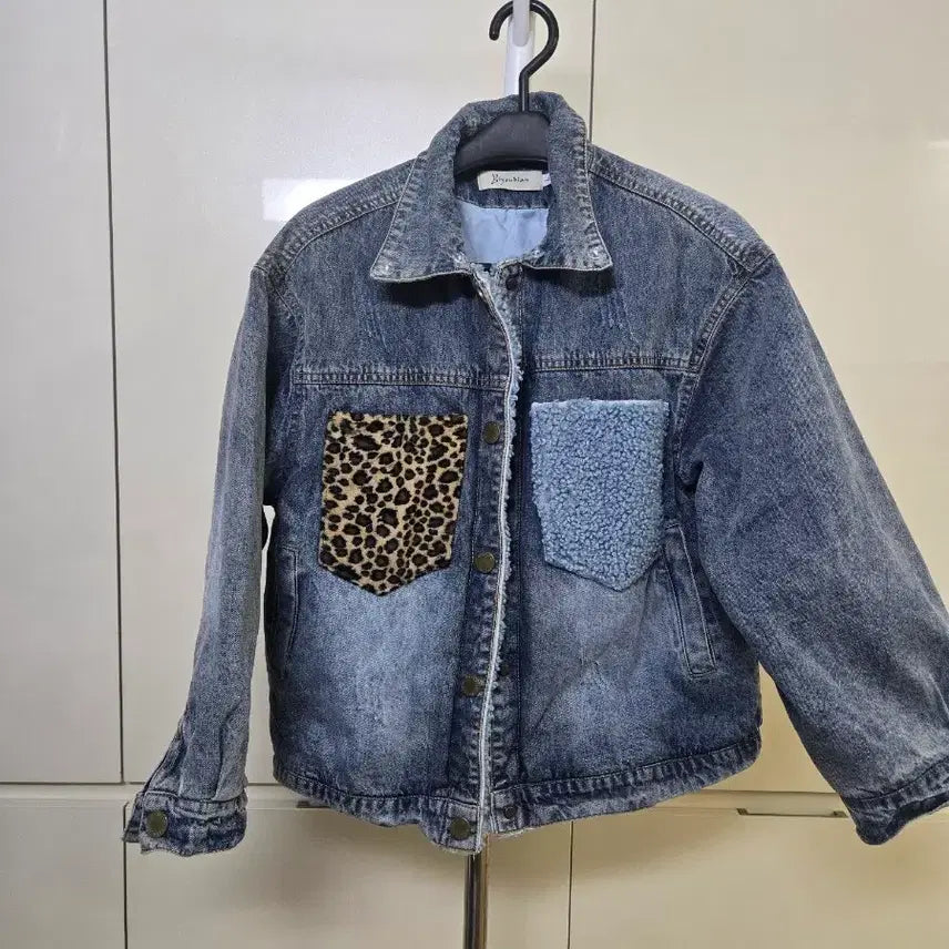 [BUNJANG] Denim Jacket Leopard & Shearling Colorblock / 데님 자켓 레오파드 양털 배색