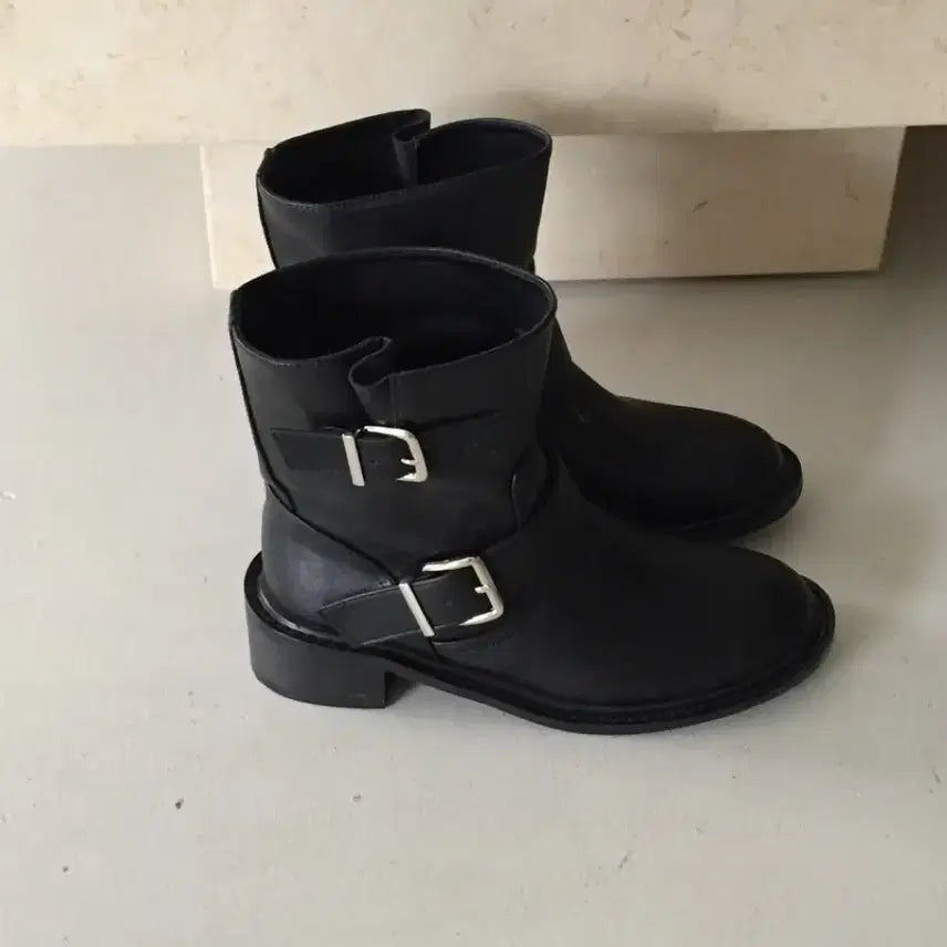[BUNJANG] French Buckle Boots / 프렌치 버클 부츠 (므앤 강력 추천)
