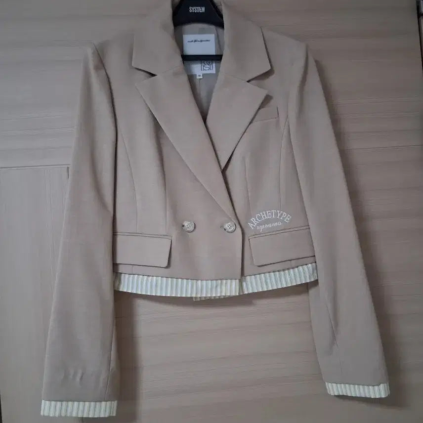 [BUNJANG] EGOIST Beige Short Jacket (New) / 에고이스트 자켓 베이지 숏 기장(새상품)