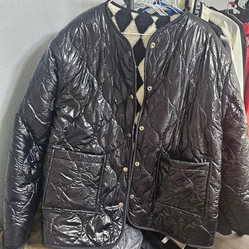 [BUNJANG] Black Quilted Jacket / 블랙 퀼팅 누빔 자켓