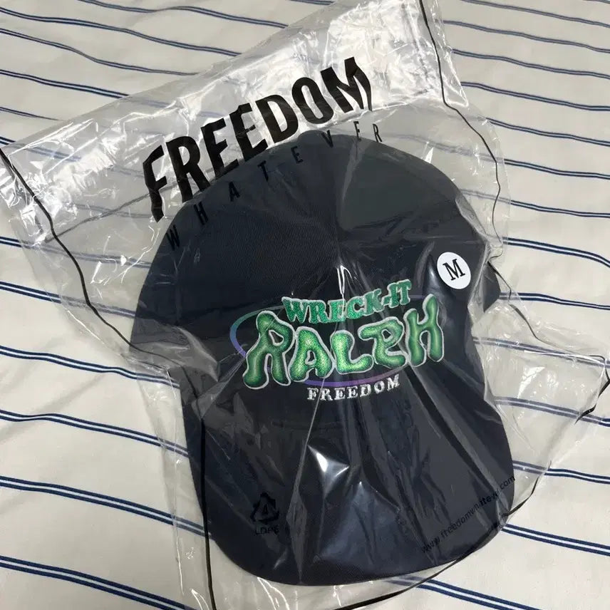 [BUNJANG] Freedom Récité Ball Cap / 프리덤 렉잇 볼캡