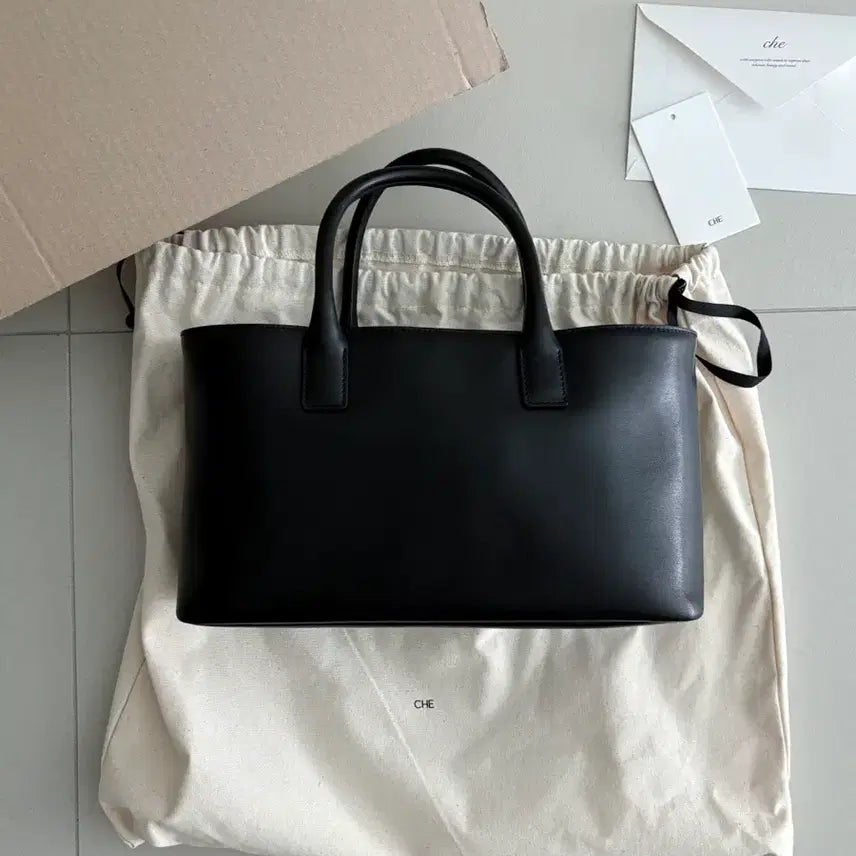 [BUNJANG] CHE Molt Tote Bag / CHE 체 Molt Tote Bag 도트백 (새제품)