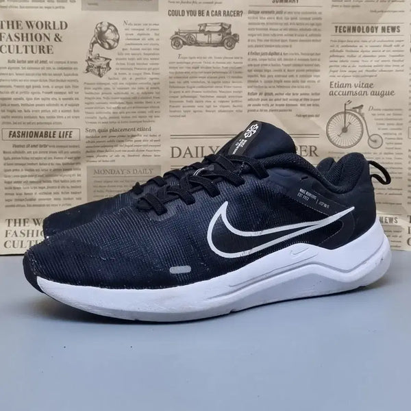 [BUNJANG] Nike Downshifter 12 Shoes / 나이키 다운쉬프터 12 운동화250