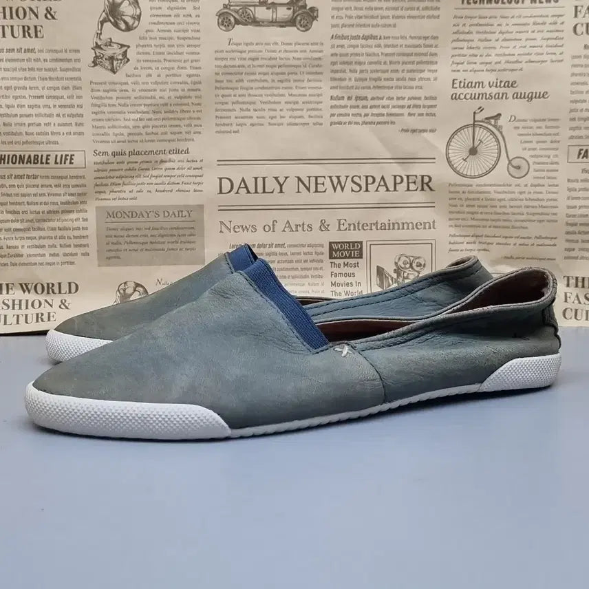 [BUNJANG] FRYE Melanie Leather Slip-On Shoes / FRYE 멜라니 가죽 슬립온 235
