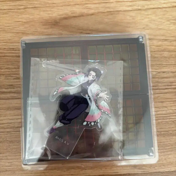 [BUNJANG] Demon Slayer Shinobu LED Acrylic Standee / 맘스터치 귀멸의 칼날 시노부 led 아크릴 스탠드