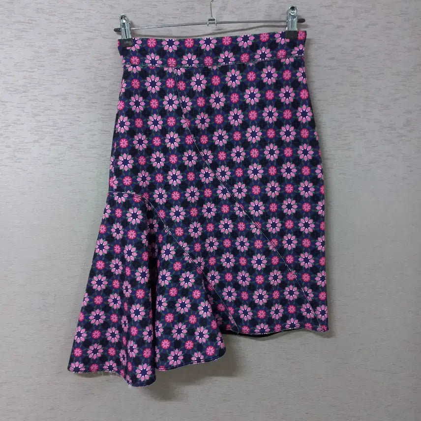 [BUNJANG] Lucky Chouette Pattern Unbalanced Skirt / B9-4/럭키슈에뜨 패턴 언블란스 스커트 가을겨울 여성