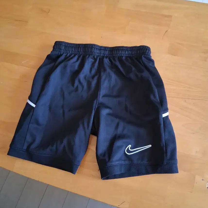 [BUNJANG] Nike Black Soccer Shorts / 나이키 축구 반바지 검정