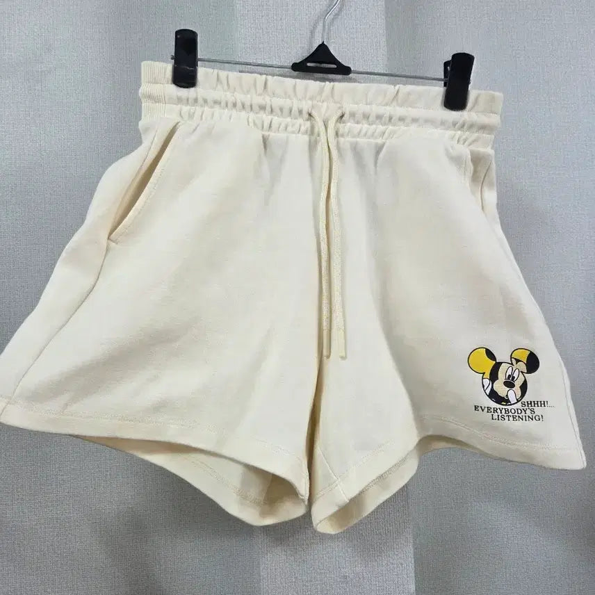[BUNJANG] Mickey Mouse Shorts Ivory / 미키마우스 반바지 아이보리 봉수