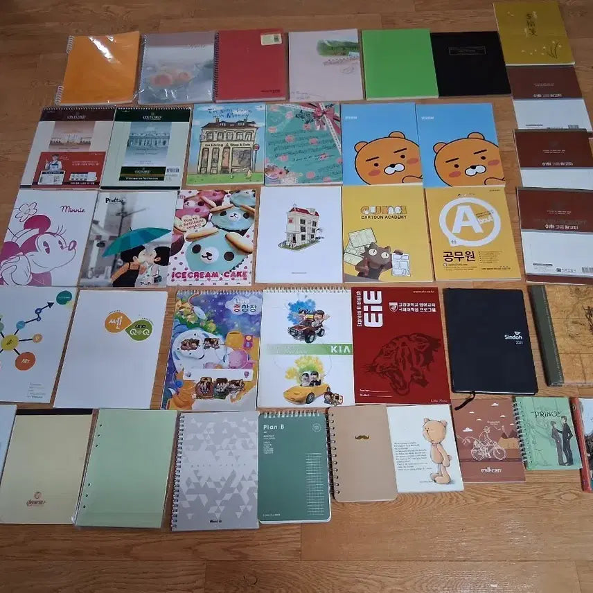 [BUNJANG] Notebook and Diary Set / 스프링노트.다어리등 여러가지 있습니다 필요하신 분들은 편하게 보세요 전체세트 20000