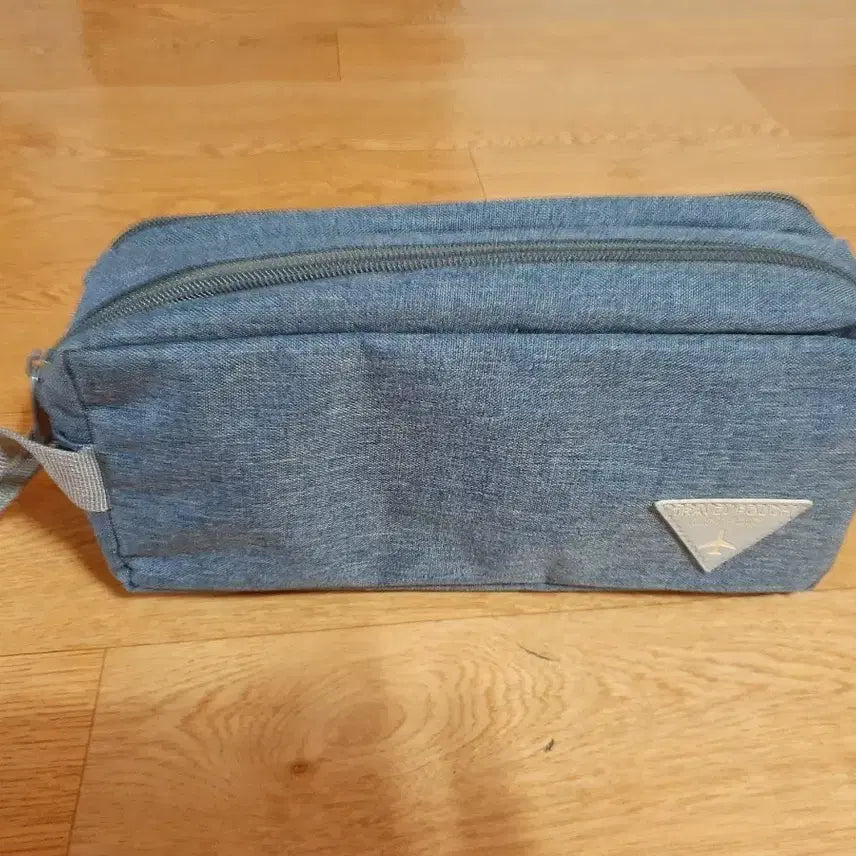 [BUNJANG] Spacious Pencil Case / Pouch / 필통 새거 필통 파우치 등 여러가지 사용해요 사이즈넉넉해요 편하게 보세요 5000