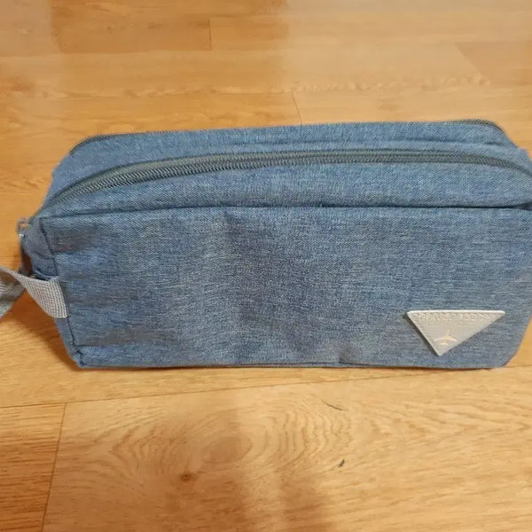 [BUNJANG] Spacious Pencil Case / Pouch / 필통 새거 필통 파우치 등 여러가지 사용해요 사이즈넉넉해요 편하게 보세요 5000
