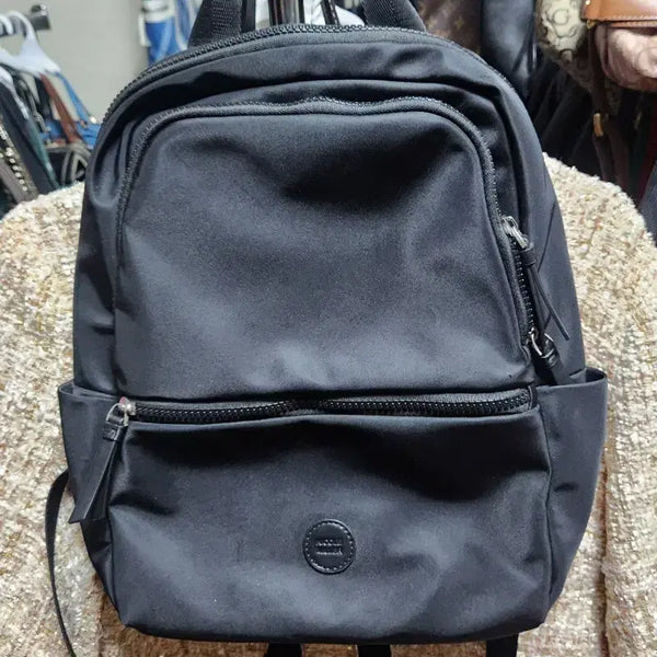 [BUNJANG] Nicole Miller Black Nylon Backpack / 니꼴밀러백팩-정품