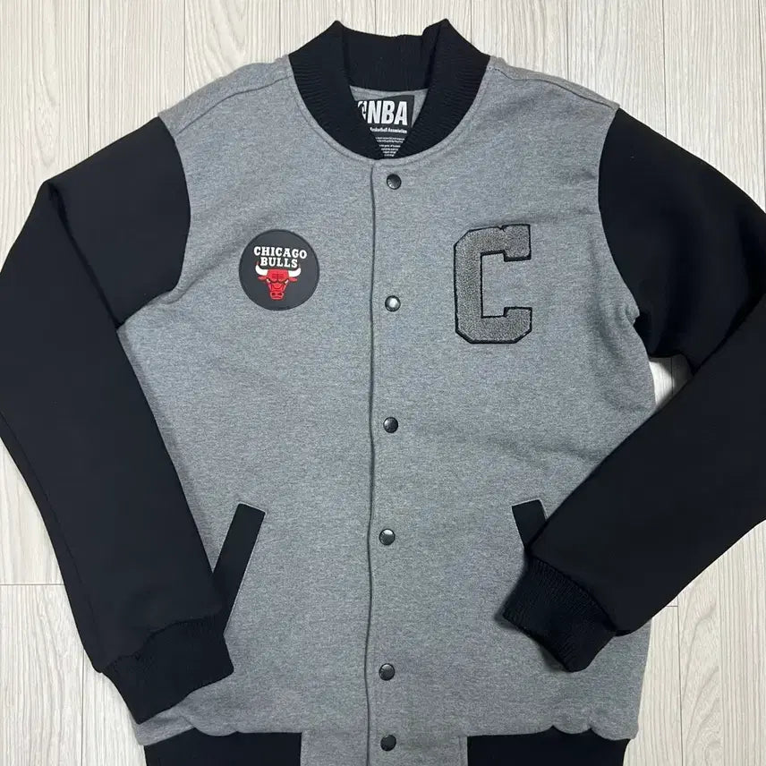 [BUNJANG] NBA Chicago Bulls Stadium Jacket / NBA 시카고 불스 스타디움 자켓