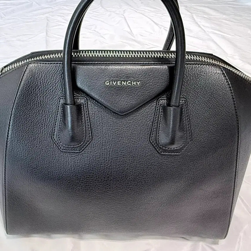 [BUNJANG] Givenchy Antigona Medium Black Silver Hardware Bag / 지방시 안티고나 미디엄 블랙 은장 정품 GIVENCHY