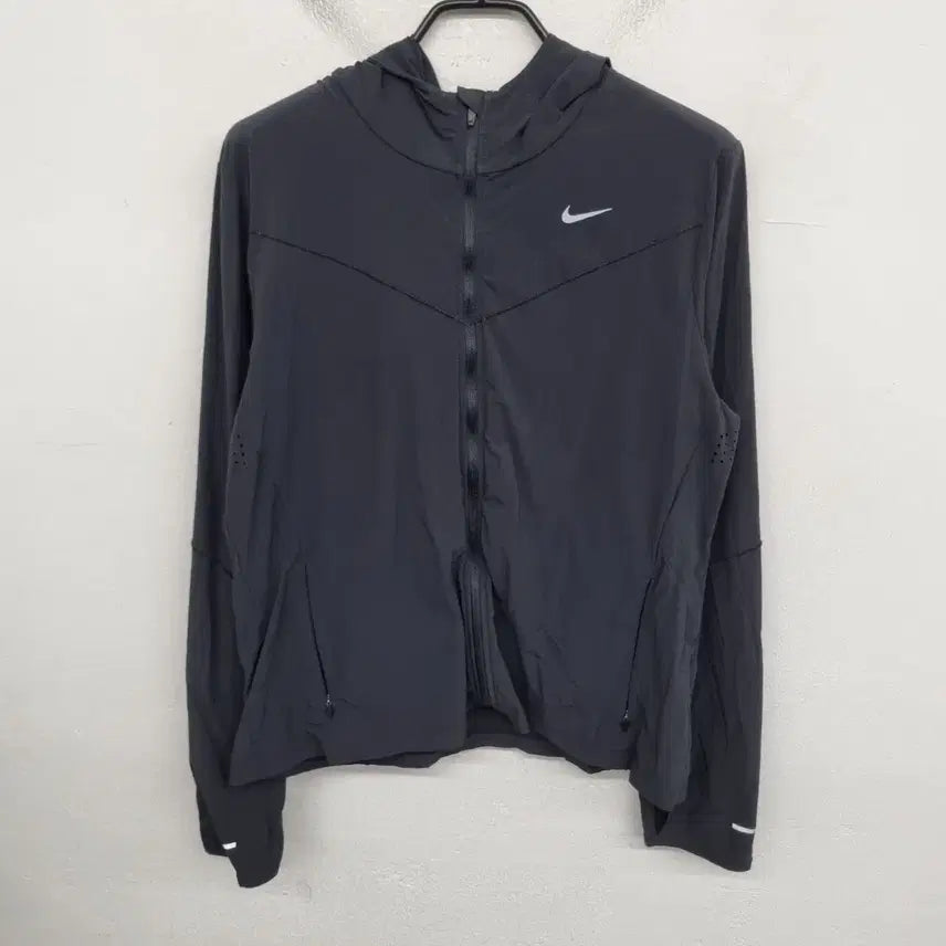 [BUNJANG] Nike Women's Training Windbreaker Jacket Size 66 / [여성66 size] 나이키 바람막이 트레이닝 자켓