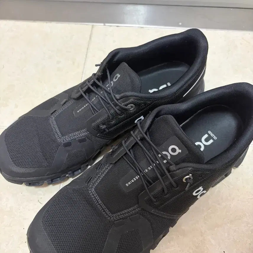 [BUNJANG] On Running Cloud 6 Sneakers EU43 / 온러닝 클라우드6 280/EU43
