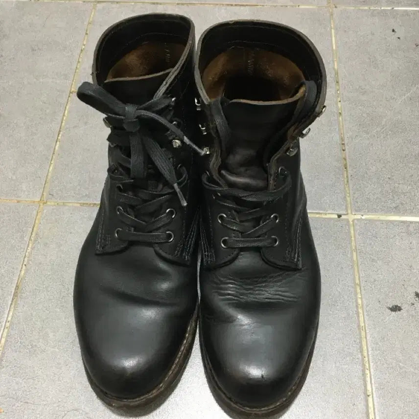 [BUNJANG] Wolverine 1000 Mile Boots 8D Black / 울버린 1000마일 8D 블랙