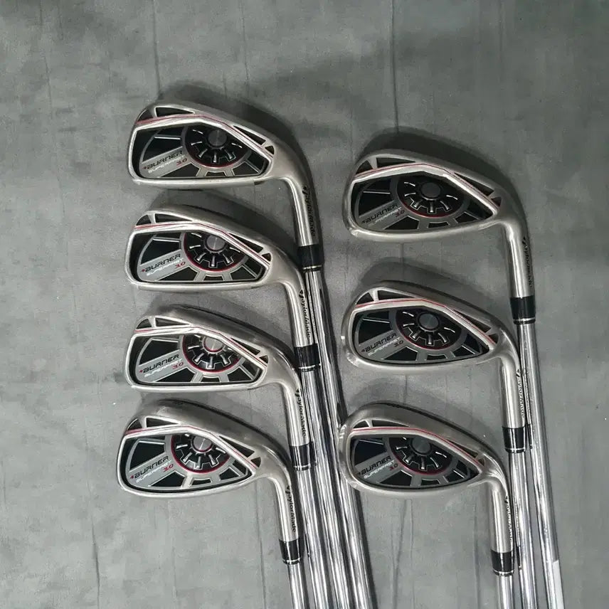 [BUNJANG] TaylorMade Burner 3.0 Iron Set (Mint Condition) / 테일러메이드 버너 3.0 아이언 세트(완전A급)