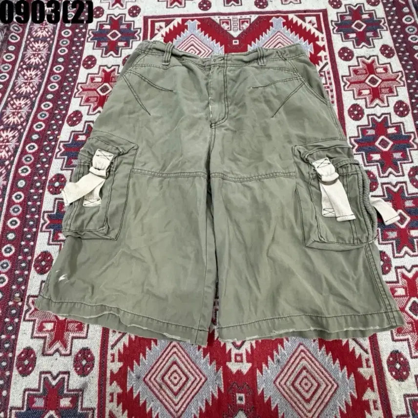 [BUNJANG] Military Style Cargo Shorts (M) / 밀리터리 스타일 카고 반바지 m 0903