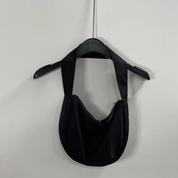 [BUNJANG] Matinkim Black Handbag / 마뗑킴 블랙 핸드백 (onb.16)