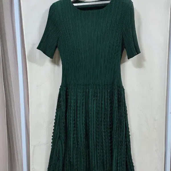 [BUNJANG] Pleated Long Dress / 컬러예쁜플리츠롱원피스(free)