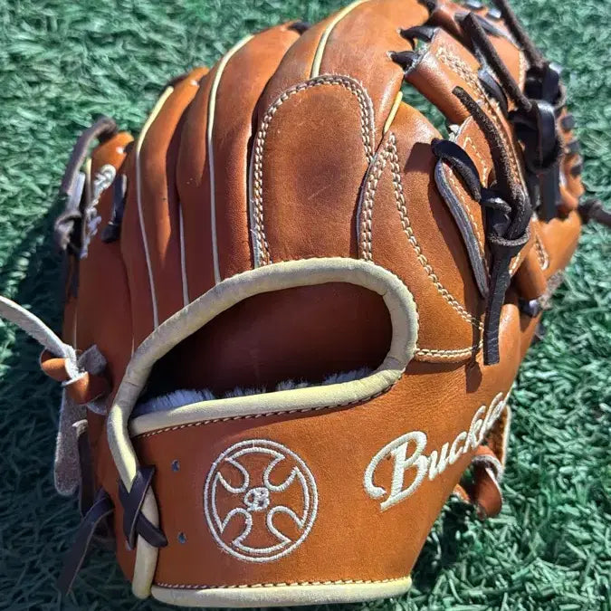 [BUNJANG] Buckler Baseball Glove / 야구 글러브