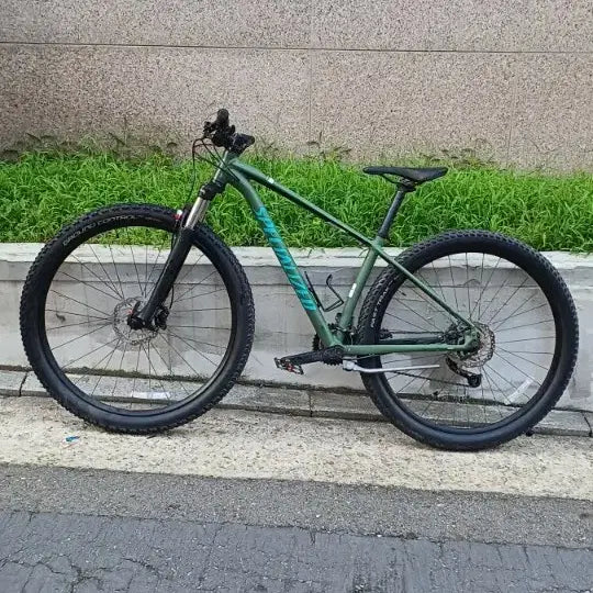 [BUNJANG] Specialized 27.5 Inch Bicycle / 스페셜라이즈