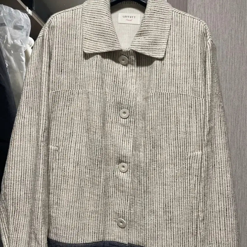 [BUNJANG] Lattbytee Striped Jacket / 래트바이티 스트라이프 자켓