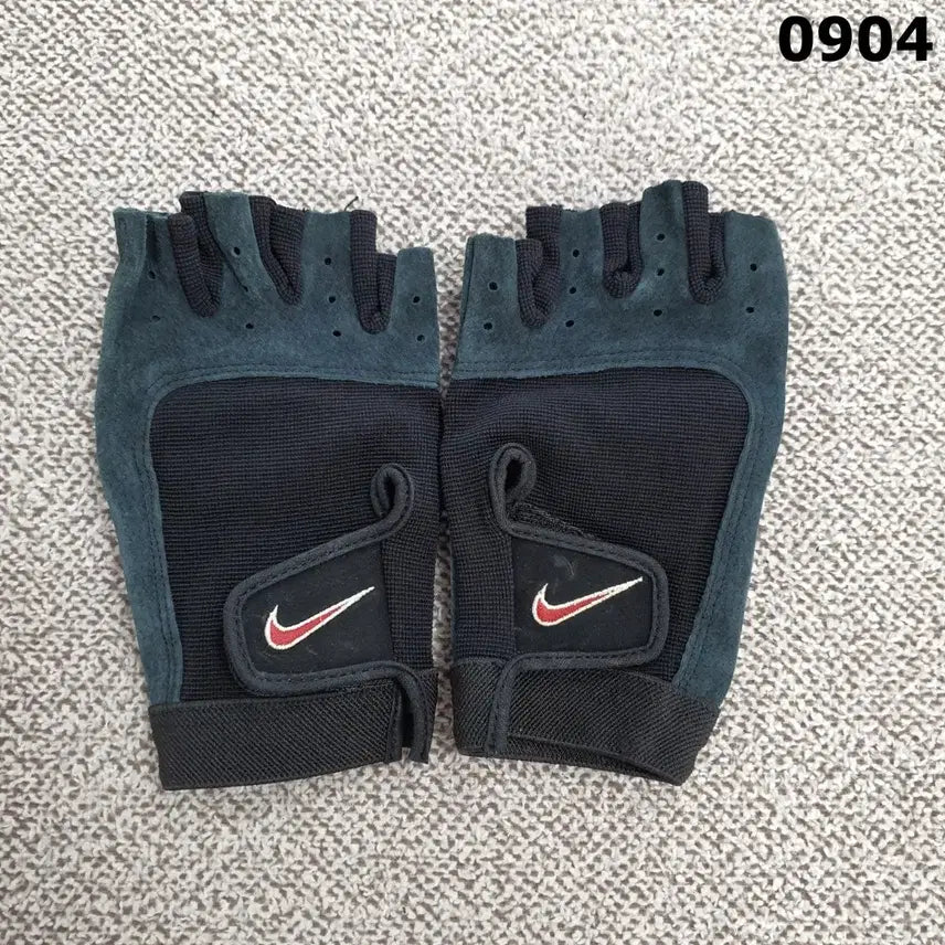 [BUNJANG] Nike Training Gloves (Medium) / 나이키 장갑 m