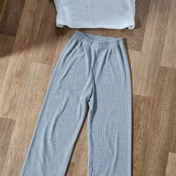 [BUNJANG] Ribbed Wide Leg Training Pants / 골지 와이드바지 츄리닝