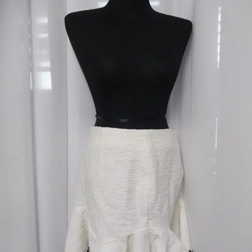 [BUNJANG] White Ruffle Tiered Mini Skirt / 새하얀 프릴 캉캉 스커트