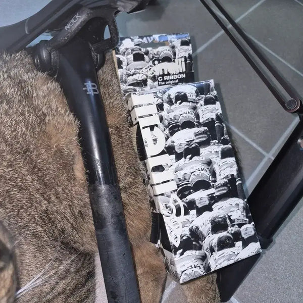 [BUNJANG] Prologo M5 Nack Black Ink Setback Seatpost with Cinelli Bartape Bundle / 프롤로고m5 nack 블랙잉크 셋백 싯포스트 치넬리 바테잎 일괄