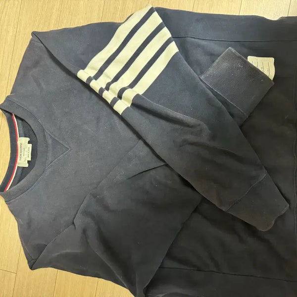[BUNJANG] Thom Browne 4-Bar Sweatshirt Size 5 / 톰브라운 4선 맨투맨 5사이즈