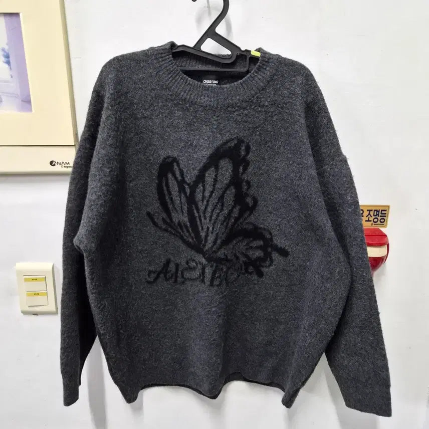 [BUNJANG] Compagno Butterfly Knit Charcoal Black / 꼼파뇨 버터플라이 니트 챠콜블랙