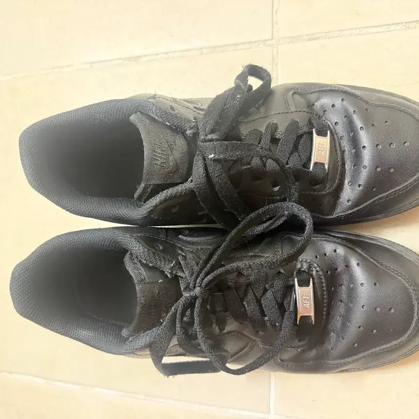 [BUNJANG] Nike Air Force 1 Low Black / 나이키 에어포스 로우 블랙260