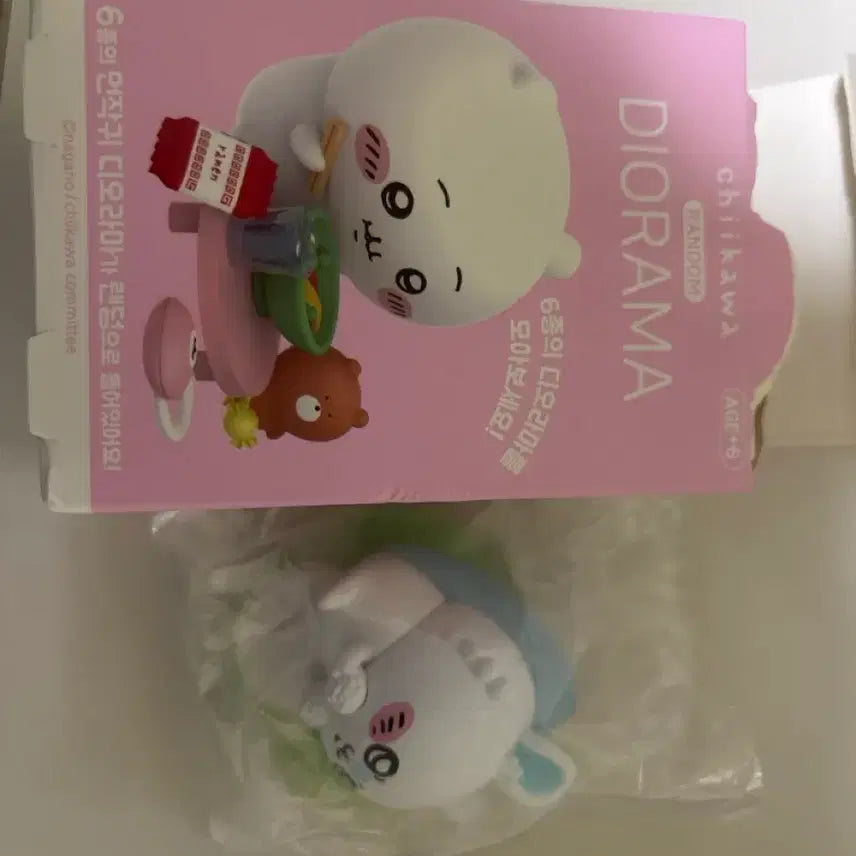 [BUNJANG] Chiikawa Random Diorama Figure Momonga / 치이카와 랜덤 디오라마 피규어 모몽가