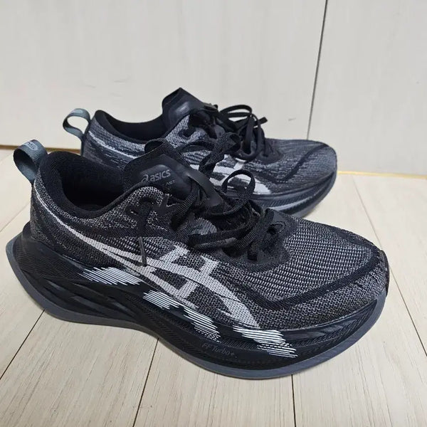 [BUNJANG] ASICS Superblast 2 Black 250mm / 슈퍼블라스트2 블랙 250mm