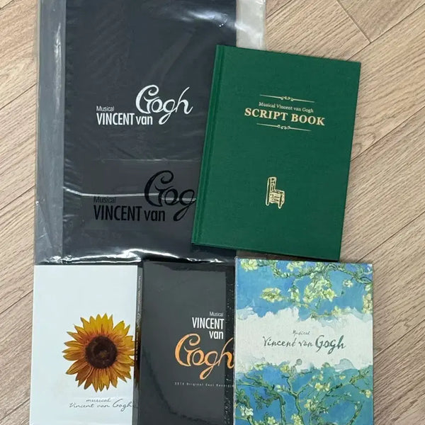 [BUNJANG] Vincent van Gogh Musical Program Book, Script Book, OST Set / 뮤지컬 빈센트반고흐 프로그램북 대본집 OST