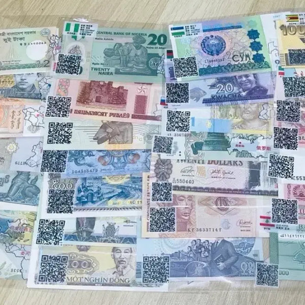 [BUNJANG] World Banknotes Collection (50 pcs) with Lucky Pouch / 세계 각국 지폐 화폐 모음(50장)  복주머니 포함