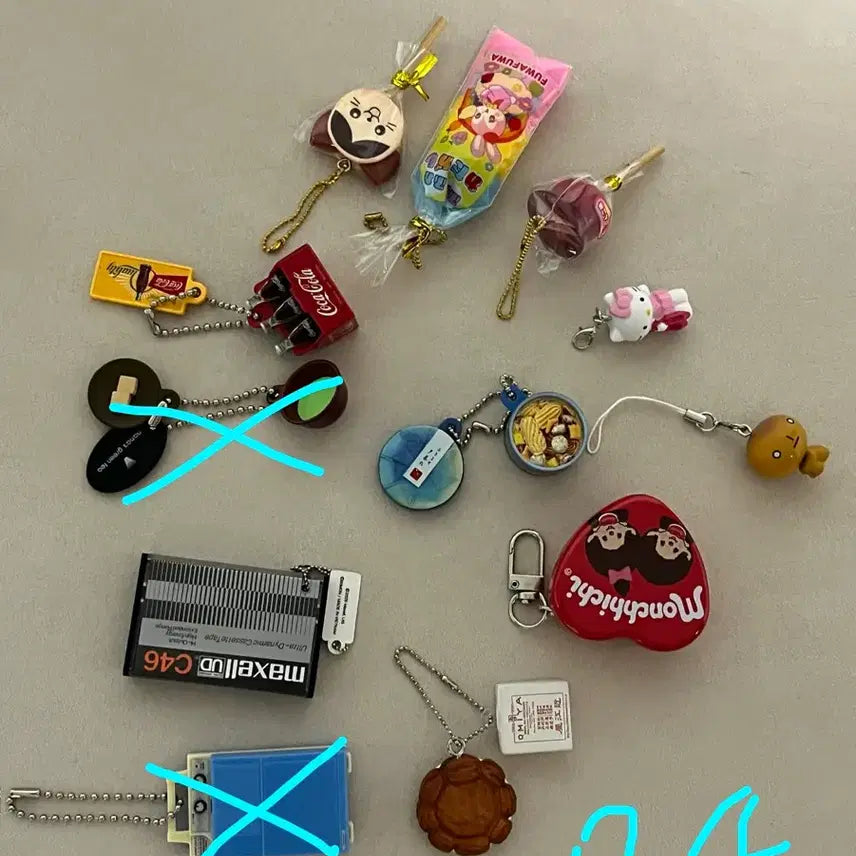 [BUNJANG] Assorted Gacha Keyrings / 다양한 가챠 키링