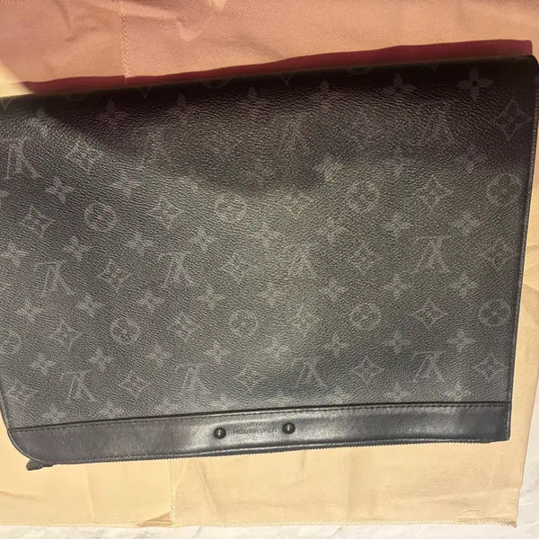 [BUNJANG] Louis Vuitton Eclipse Clutch / 루이비통 이클립스 클러치