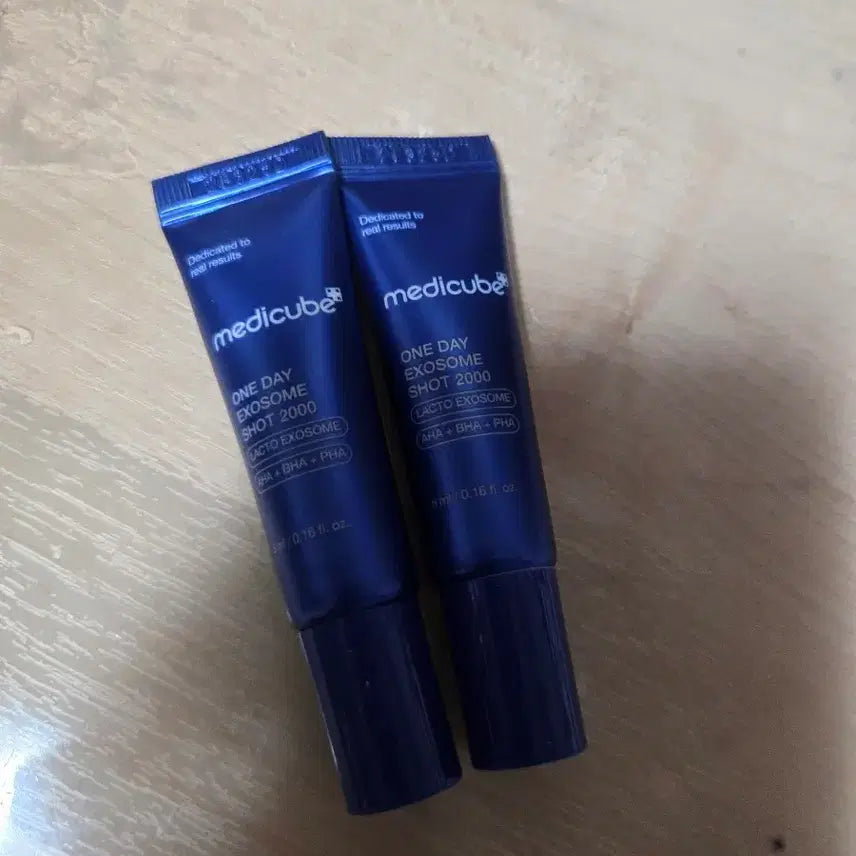 [BUNJANG] Medi-Cube One-Day Exosome Shot 2000 Ampoule 5ml (2-Pack) / 메디큐브 원데이 엑소좀 샷 2000 앰플 5ml 2개