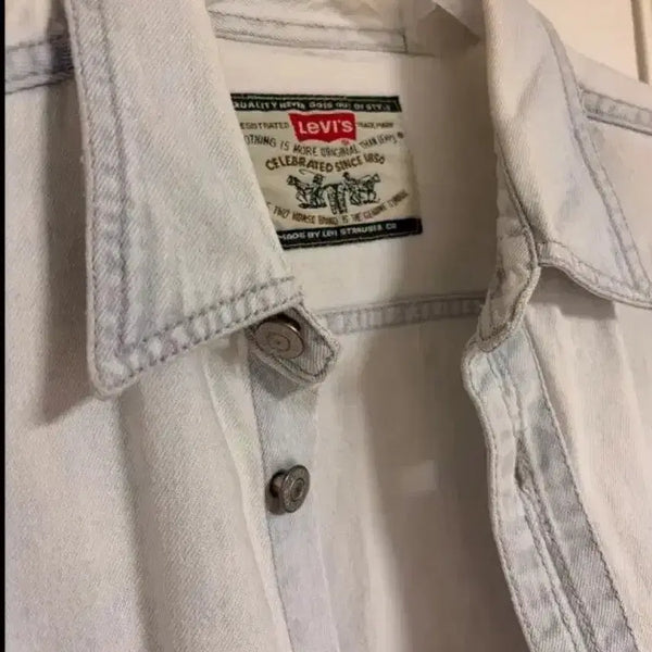 [BUNJANG] Levi's Vintage Denim Shirt Jacket Light Wash / 리바이스 빈티지 데님 셔츠 자켓 연청