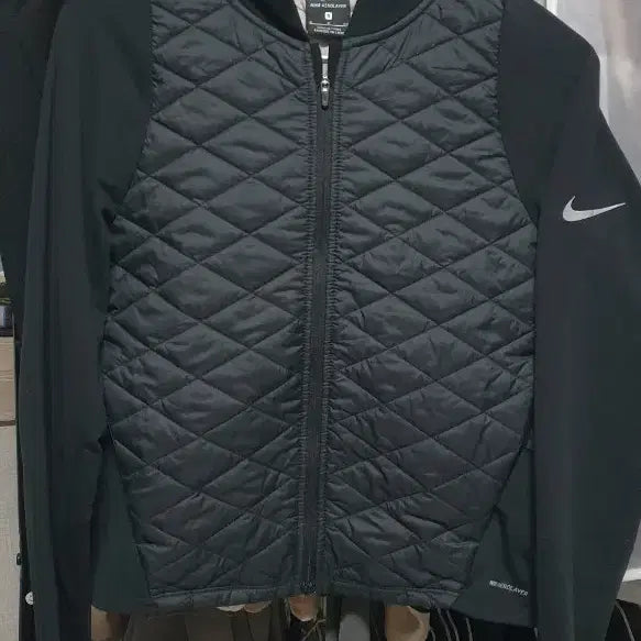 [BUNJANG] Nike AeroLayer Lightweight Jacket S / 나이키 에어로레이어 경량 자켓 S