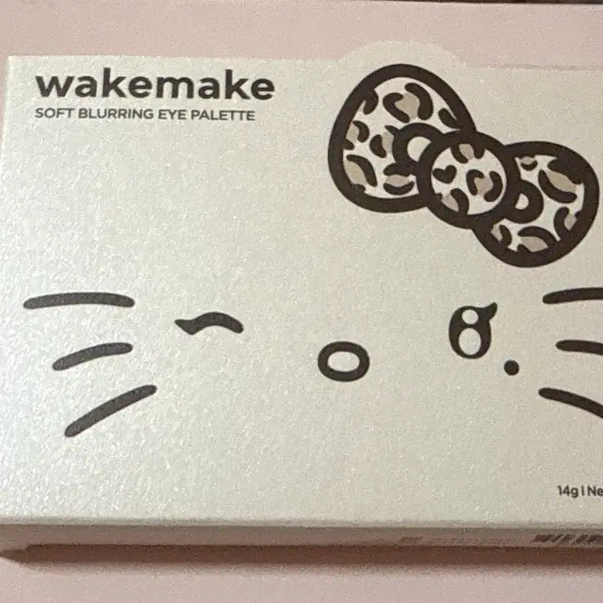 [BUNJANG] WAKEMAKE Classy Nude Blurring Eye Palette / 웨이크메이크 클래시누드블러링 아이팔레트