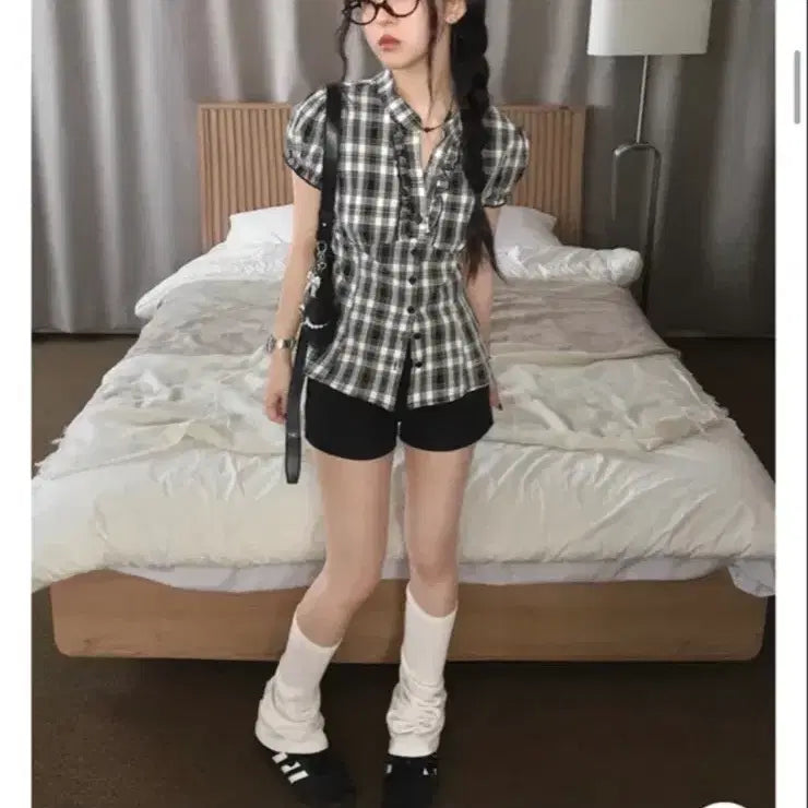 [BUNJANG] Checkered Short Sleeve Blouse / 반팔브라우스
