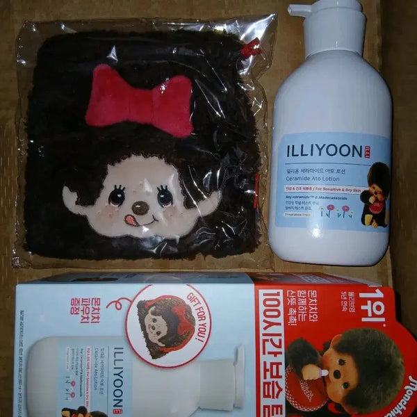 [BUNJANG] Illiyoon Ceramide Ato Lotion 600ml + Pouch Set / 일리윤 세라마이드 아토 로션 350ml + 몬치치 파우치 세트 미개봉 새상품