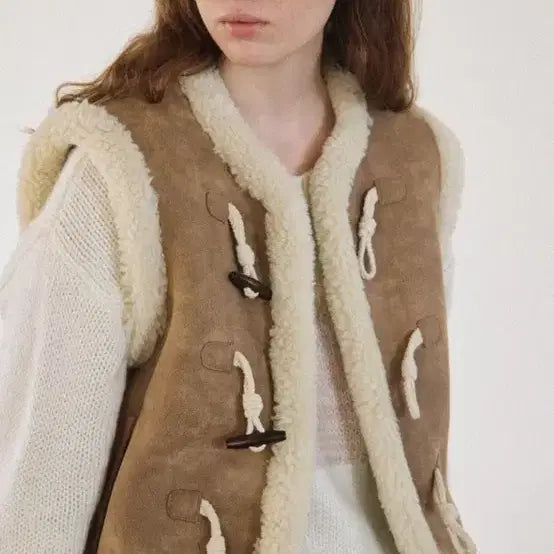 [BUNJANG] HANE 25FW Draught Toggle Vest Beige S / (미착용) 25FW 하네 HANE 드라우트 토글 베스트 베이지 S