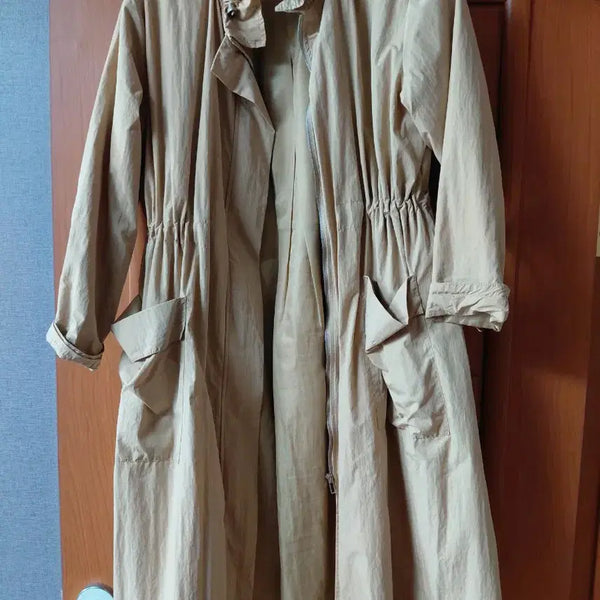 [BUNJANG] CM CUBE One-Piece Style Trench Coat / CMCUBE 원피스형 트렌치코트