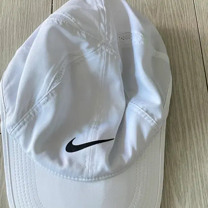 [BUNJANG] Nike Dri-FIT Fly Cap M/L White / 나이키  모자